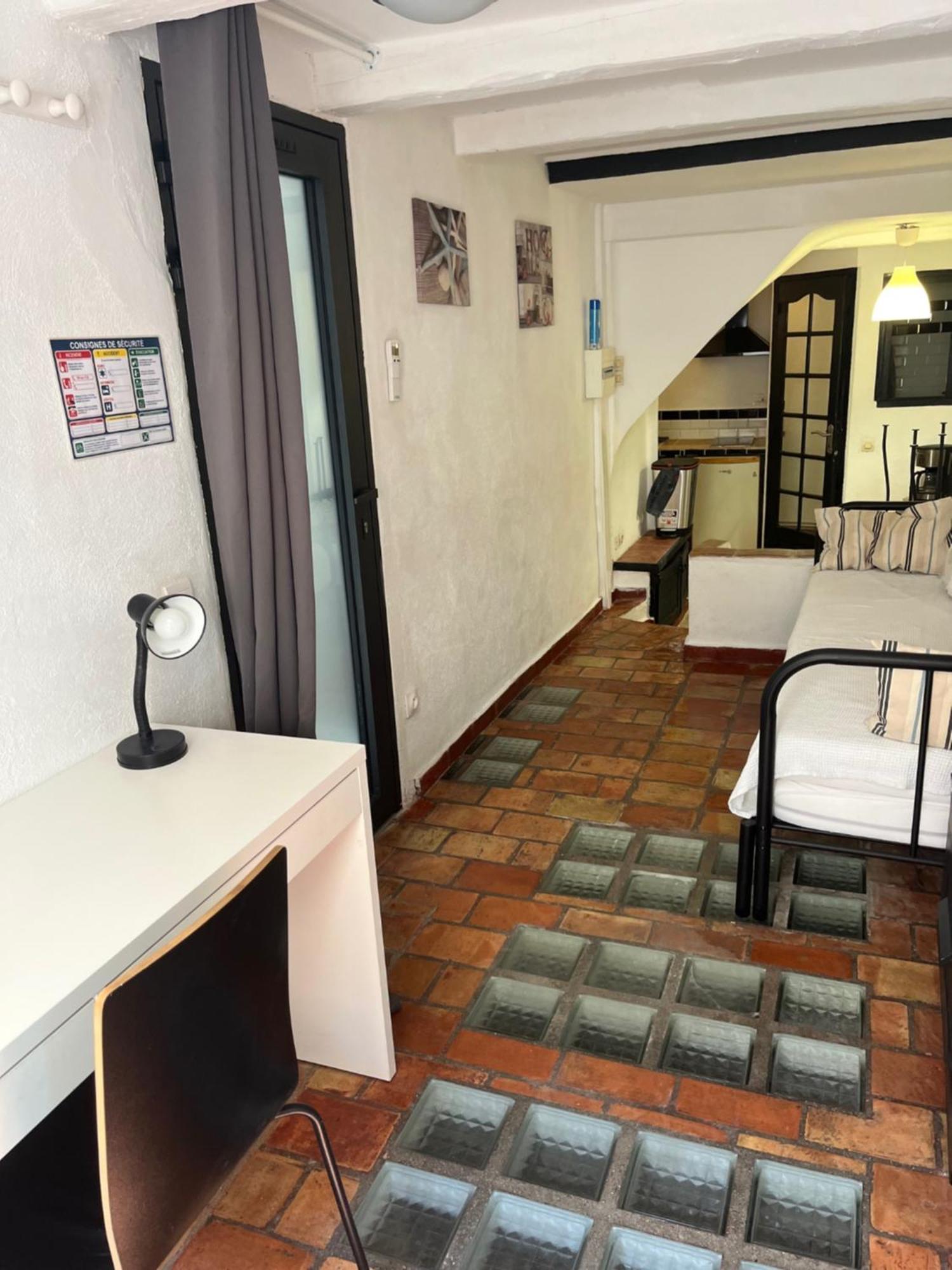 Frioul Apartment Марсилия Екстериор снимка